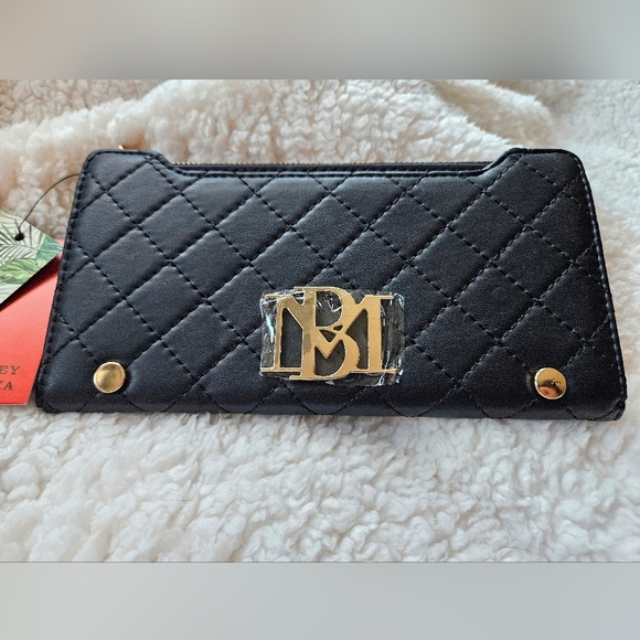 Badgley Mischka - Black Quilted Wallet - Picture 2 of 8